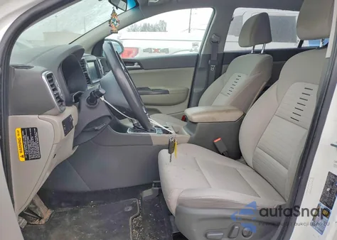 2017 Kia Sportage Lx z USA, uszkodzony, nr VIN KNDPMCAC6H7249208